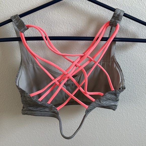 Lululemon Free To Be Bra wild 6 - Picture 14 of 15